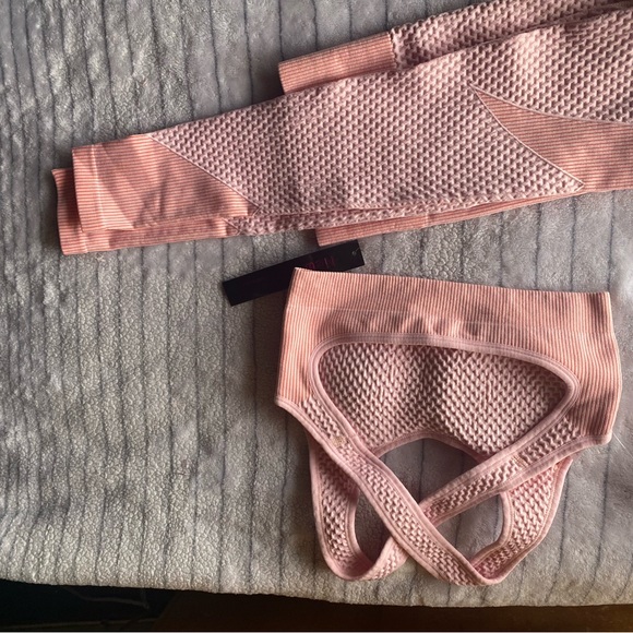 sports top and pants set - Picture 10 of 15